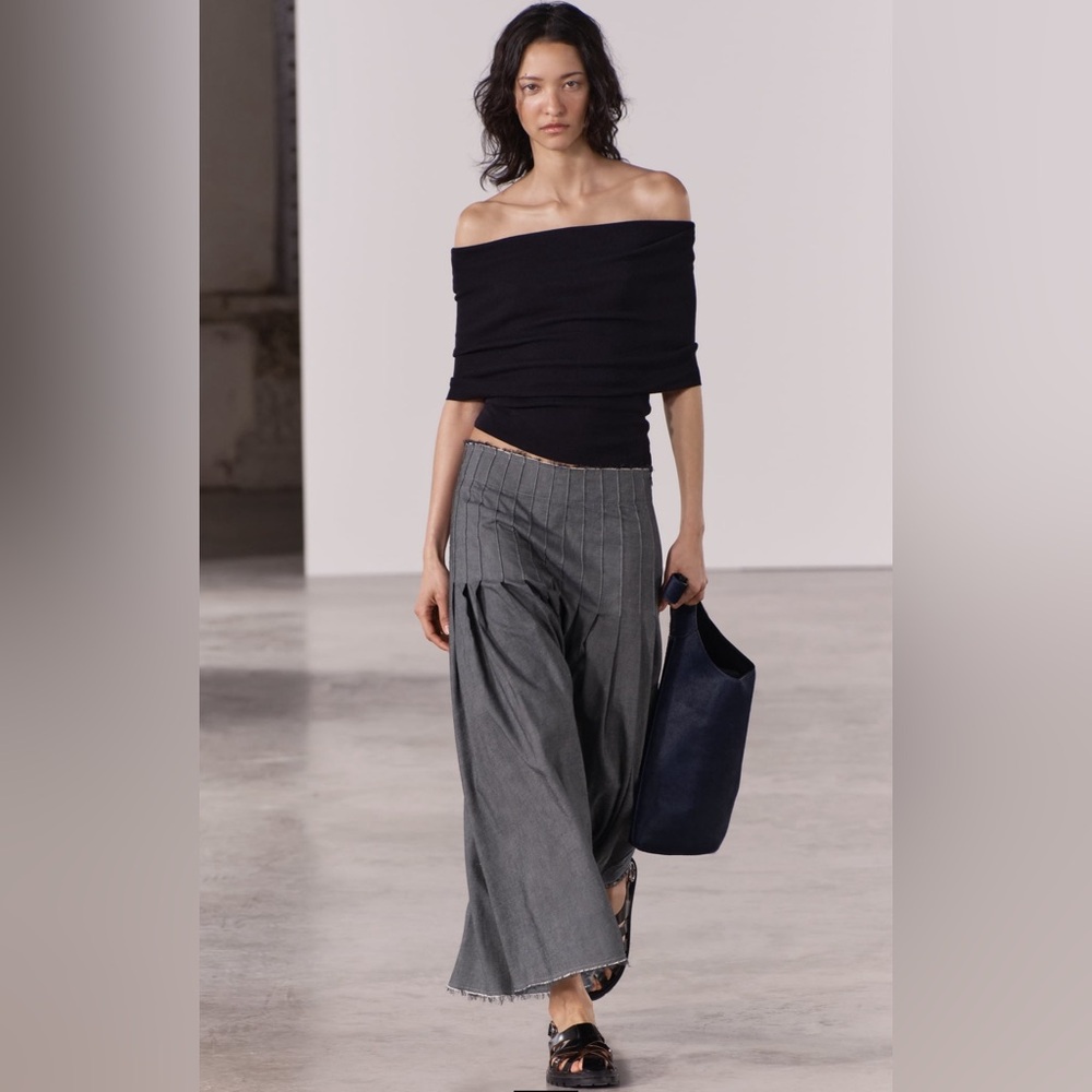 ZARA PLEATED MIDI SKIRT ZW COLLECTION